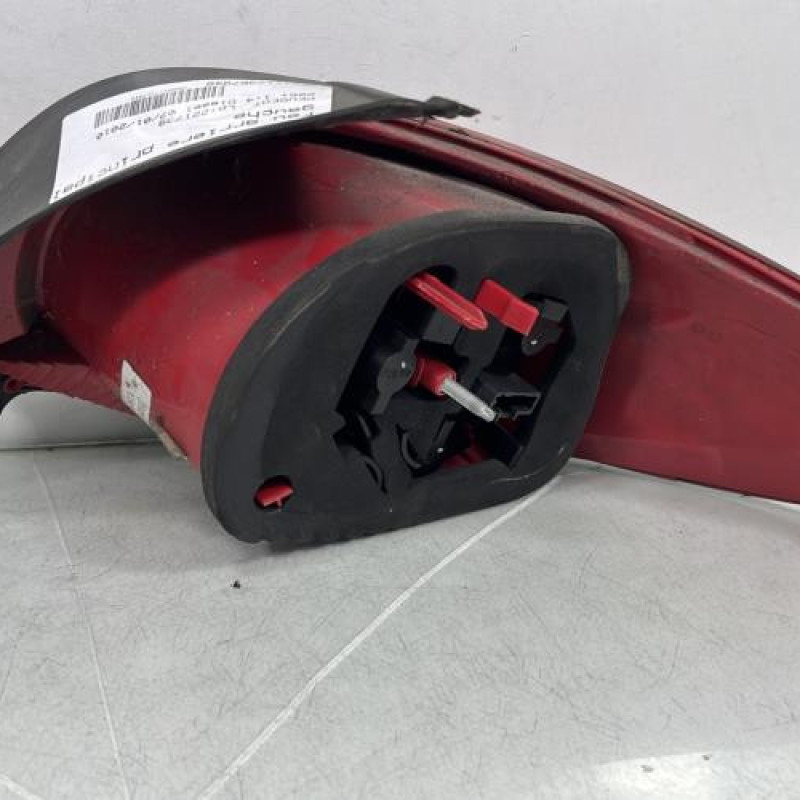 Feu arriere principal gauche (feux) PEUGEOT 206+ Photo n°3