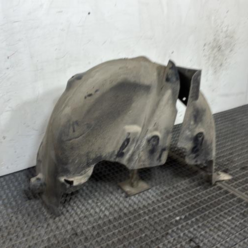 Pare boue arriere droit RENAULT MODUS Photo n°4