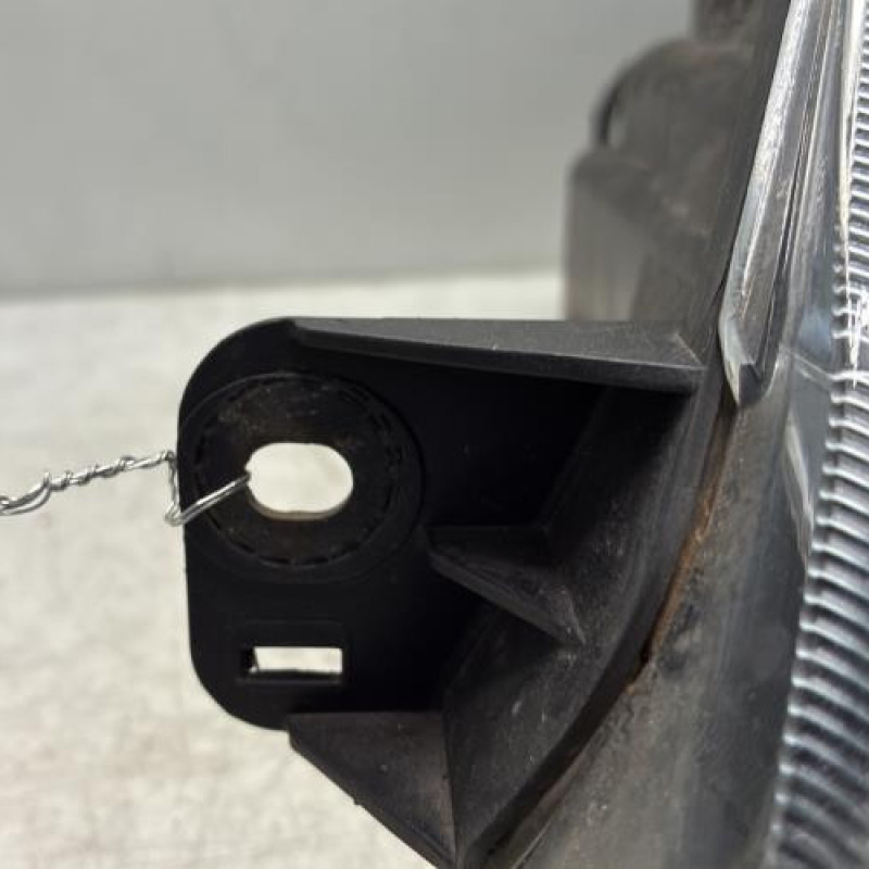 Optique avant principal gauche (feux)(phare) FORD FIESTA 5 Photo n°2