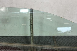 Vitre avant droit FORD FIESTA 7 Photo n°1