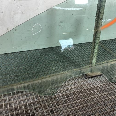 Vitre avant gauche FORD FIESTA 7