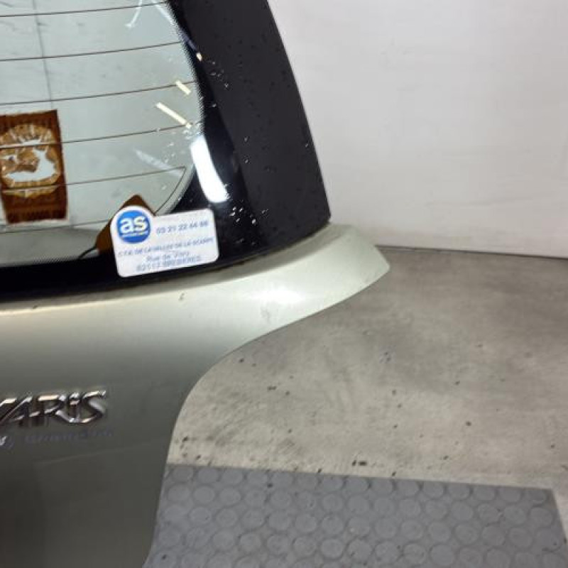 Malle/Hayon arriere TOYOTA YARIS 1 Photo n°5