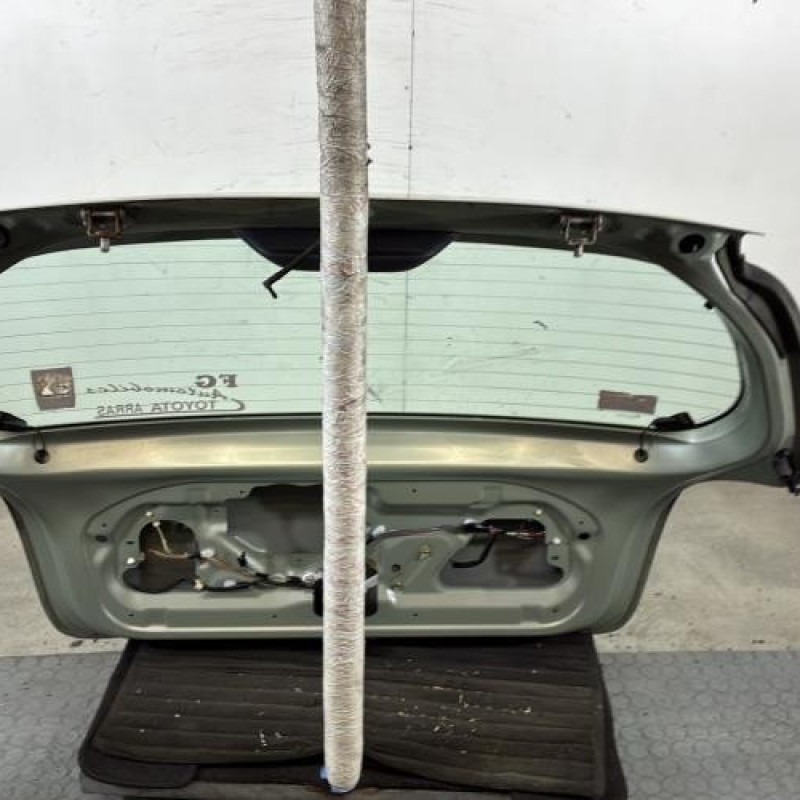Malle/Hayon arriere TOYOTA YARIS 1 Photo n°7