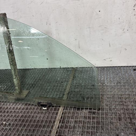 Vitre avant droit TOYOTA YARIS 1