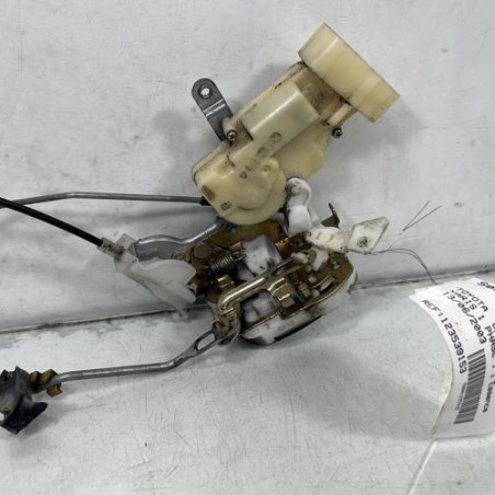 Serrure avant droit TOYOTA YARIS 1