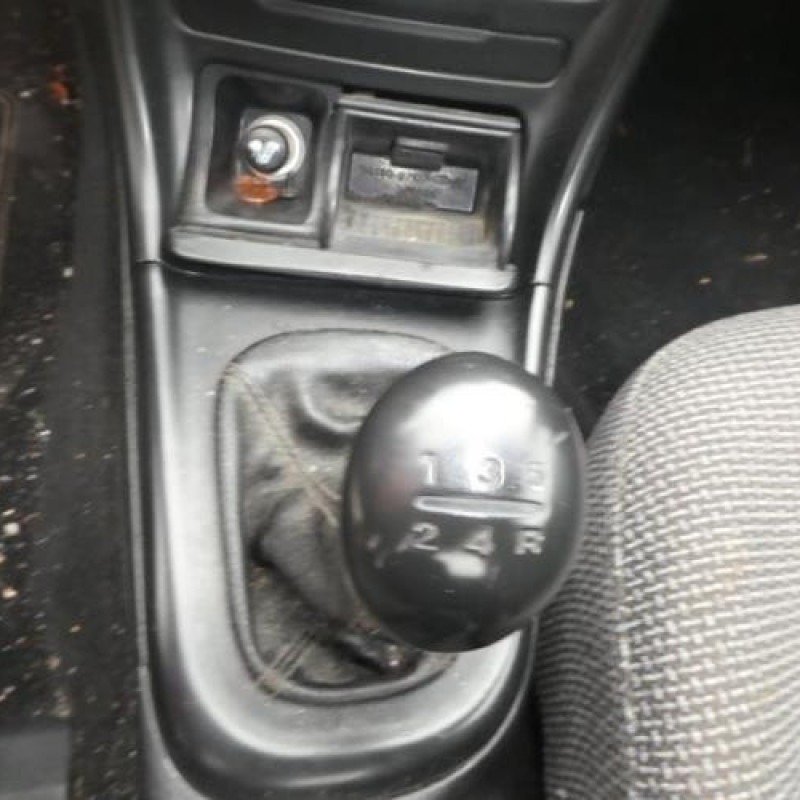 Aile avant droit HYUNDAI COUPE 1 Photo n°7