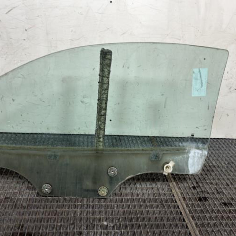 Vitre avant droit HYUNDAI COUPE 1 Photo n°4