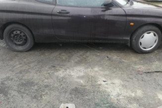 Vitre avant droit HYUNDAI COUPE 1