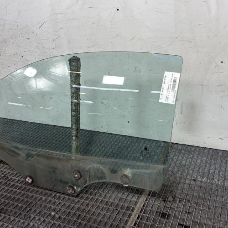 Vitre avant gauche HYUNDAI COUPE 1 Photo n°3