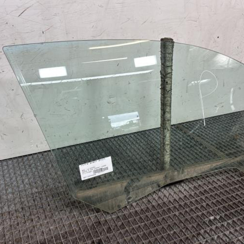 Vitre avant droit BMW SERIE 3 E46 Photo n°2