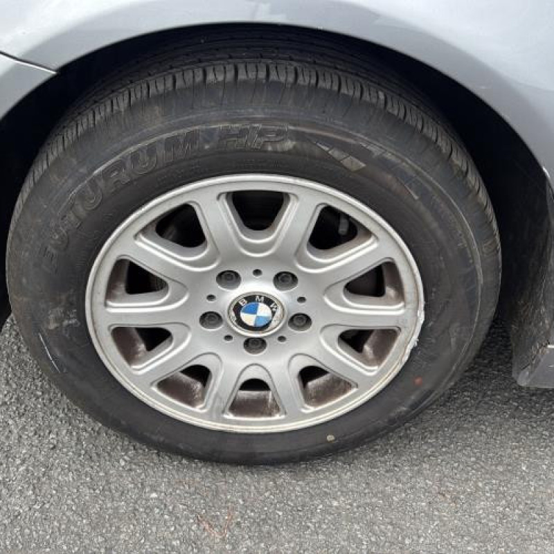 Vitre avant droit BMW SERIE 3 E46 Photo n°19