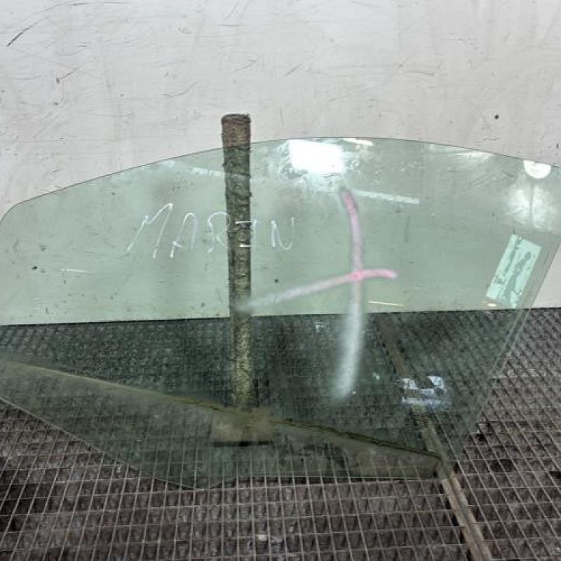 Vitre avant gauche FIAT PANDA 2 Photo n°1