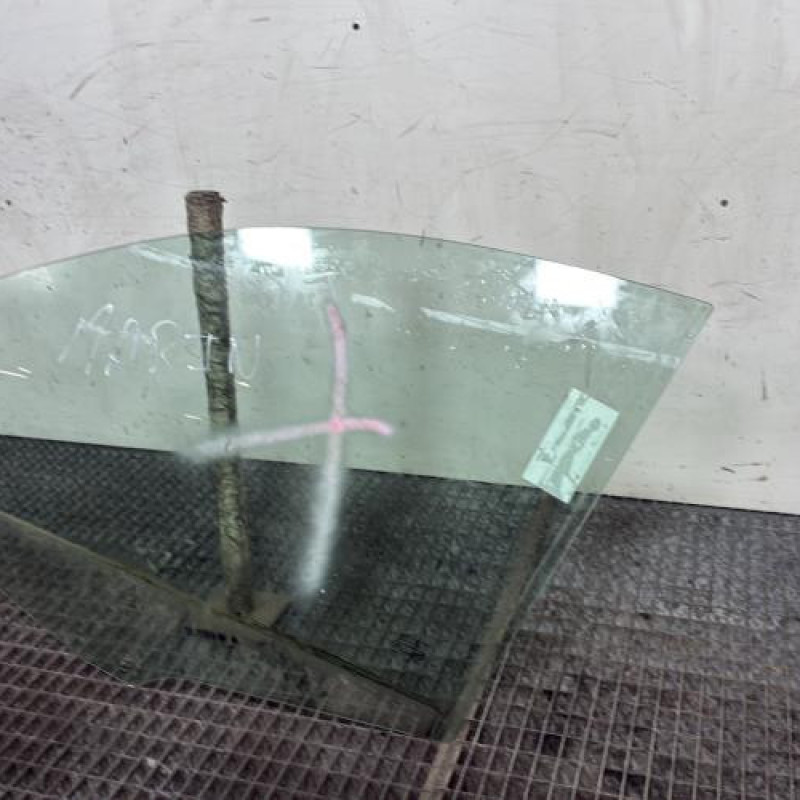 Vitre avant gauche FIAT PANDA 2 Photo n°3