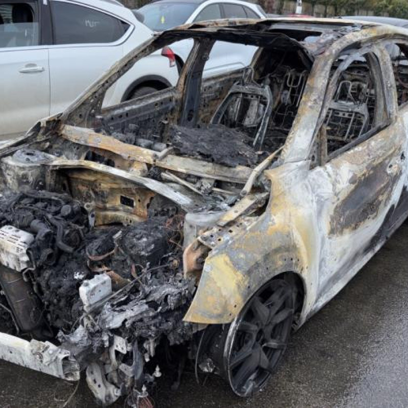 Cric PEUGEOT 208 2 Photo n°1