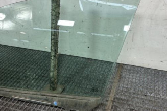 Vitre avant gauche TOYOTA YARIS 3