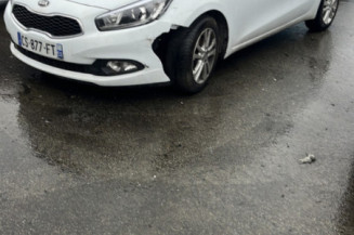 KIA CEE-D 2 PHASE 1 1.4 CVVT - 16V Photo n°1