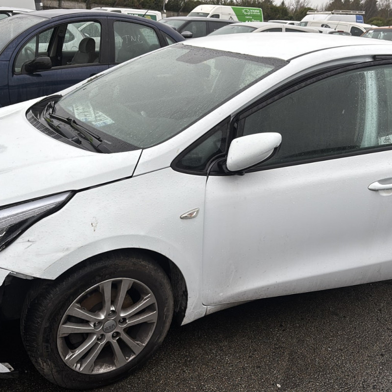 KIA CEE-D 2 PHASE 1 1.4 CVVT - 16V Photo n°20