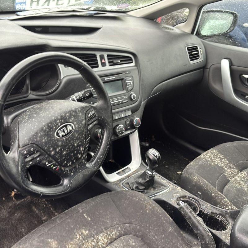 KIA CEE-D 2 PHASE 1 1.4 CVVT - 16V Photo n°24