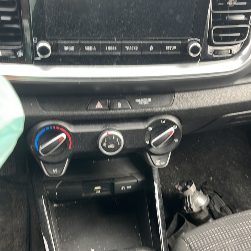 KIA STONIC PHASE 2 1.0 GDI - 12V TURBO HYBRID Photo n°9