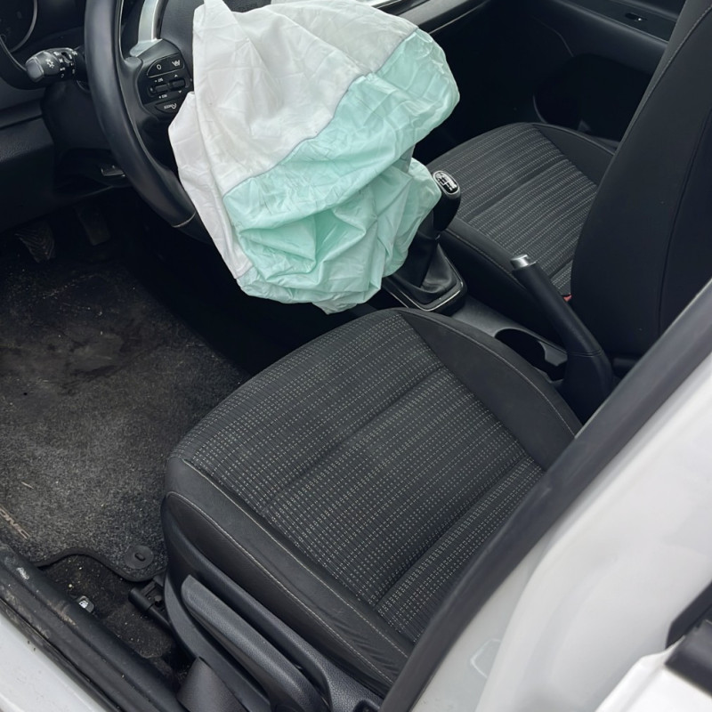 KIA STONIC PHASE 2 1.0 GDI - 12V TURBO HYBRID Photo n°12