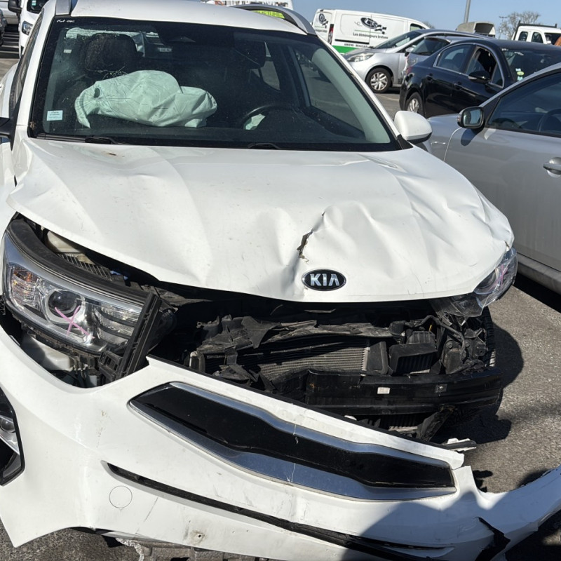 KIA STONIC PHASE 2 1.0 GDI - 12V TURBO HYBRID Photo n°19