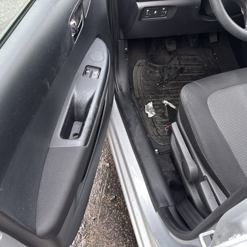 HYUNDAI I 20 1 PHASE 2 1.1 CRDI - 12V TURBO Photo n°9