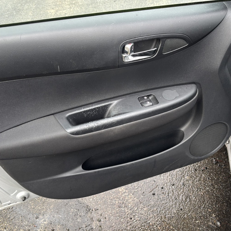 HYUNDAI I 20 1 PHASE 2 1.1 CRDI - 12V TURBO Photo n°10