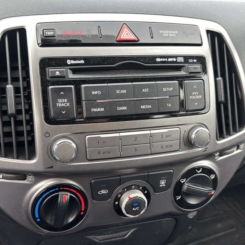 HYUNDAI I 20 1 PHASE 2 1.1 CRDI - 12V TURBO Photo n°20