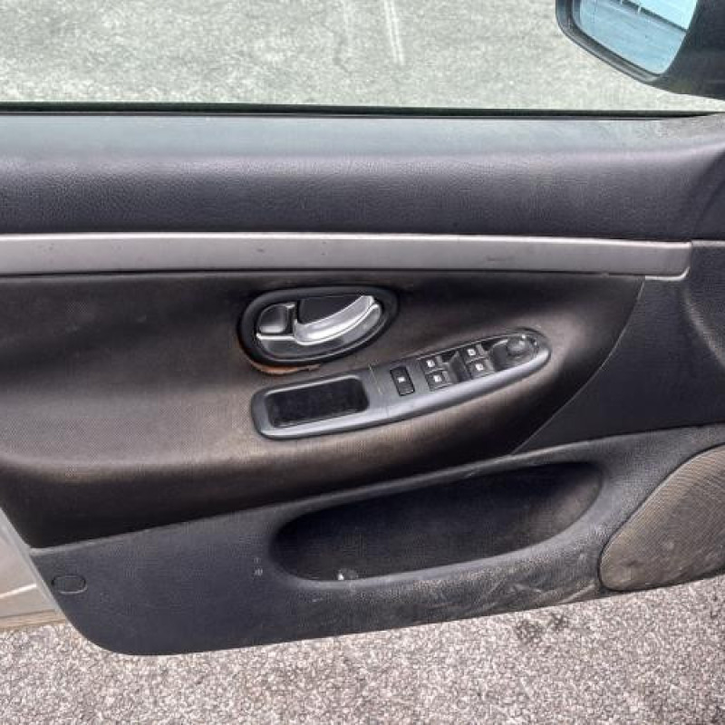 Interrupteur de leve vitre arriere droit PEUGEOT 406 Photo n°14