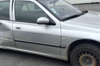 Pretensionneur de ceinture avant gauche PEUGEOT 406