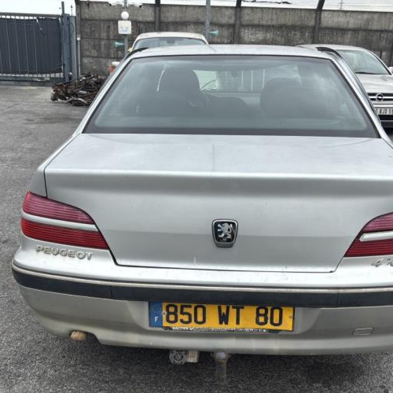 Verin de coffre PEUGEOT 406 Photo n°10