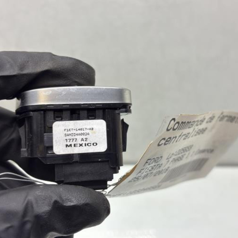 Commande de fermeture centralisee FORD FIESTA 7 Photo n°4