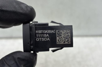 Bouton de warning FORD FIESTA 7