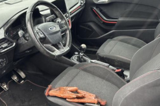 Anti brouillard droit (feux) FORD FIESTA 7