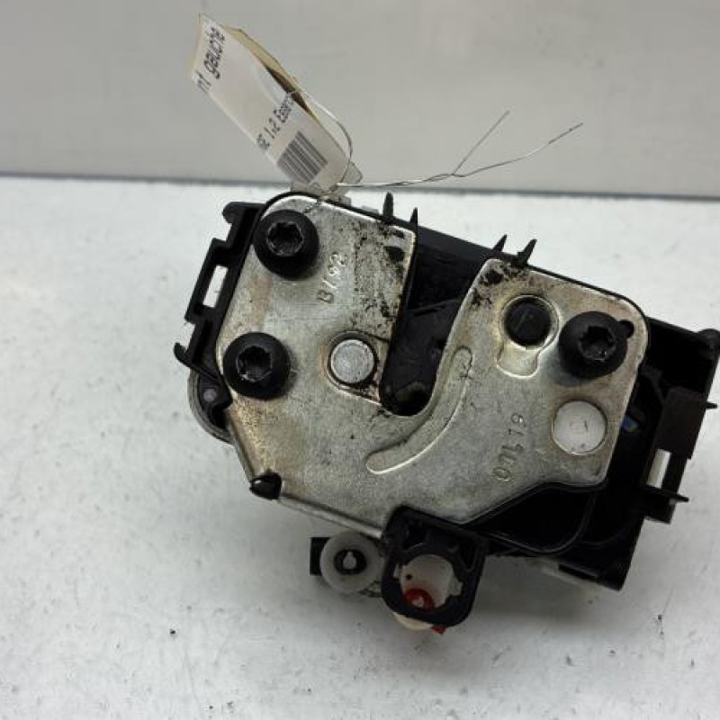 Serrure avant gauche FIAT 500 2 Photo n°5