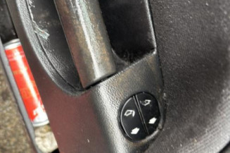 Baguette de porte arriere droite FORD FIESTA 5