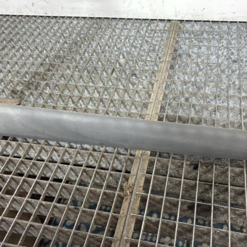 Baguette de porte avant droite FORD FIESTA 5 Photo n°3