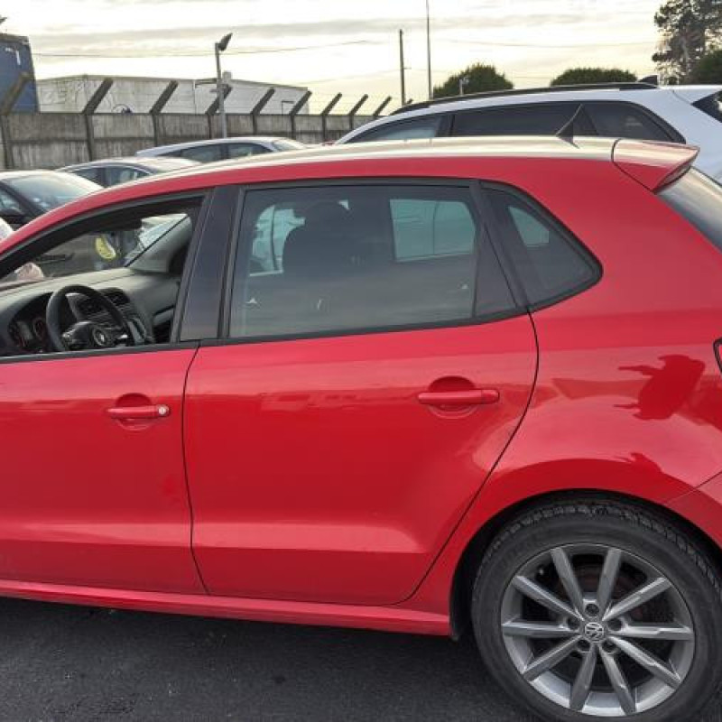 Plage arriere VOLKSWAGEN POLO 5 Photo n°6