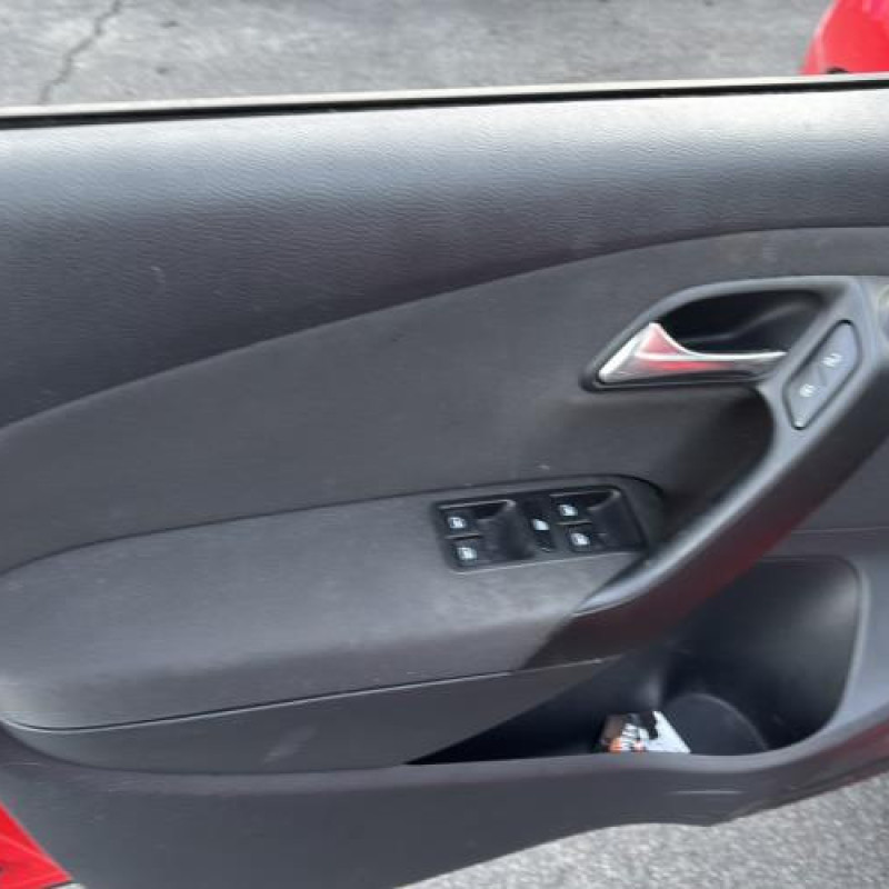 Custode arriere droit VOLKSWAGEN POLO 5 Photo n°9