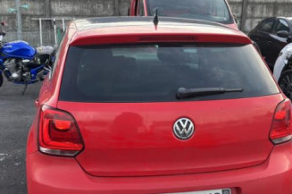 Pretensionneur de ceinture avant droit VOLKSWAGEN POLO 5