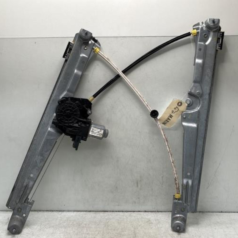 Leve vitre electrique avant droit RENAULT SCENIC 4 Photo n°1