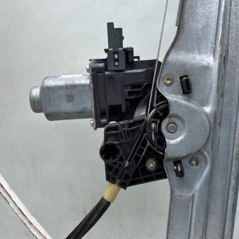Leve vitre electrique avant gauche RENAULT SCENIC 4 Photo n°10