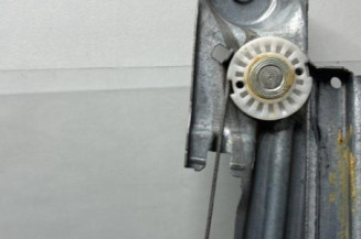 Leve vitre electrique avant gauche RENAULT SCENIC 4