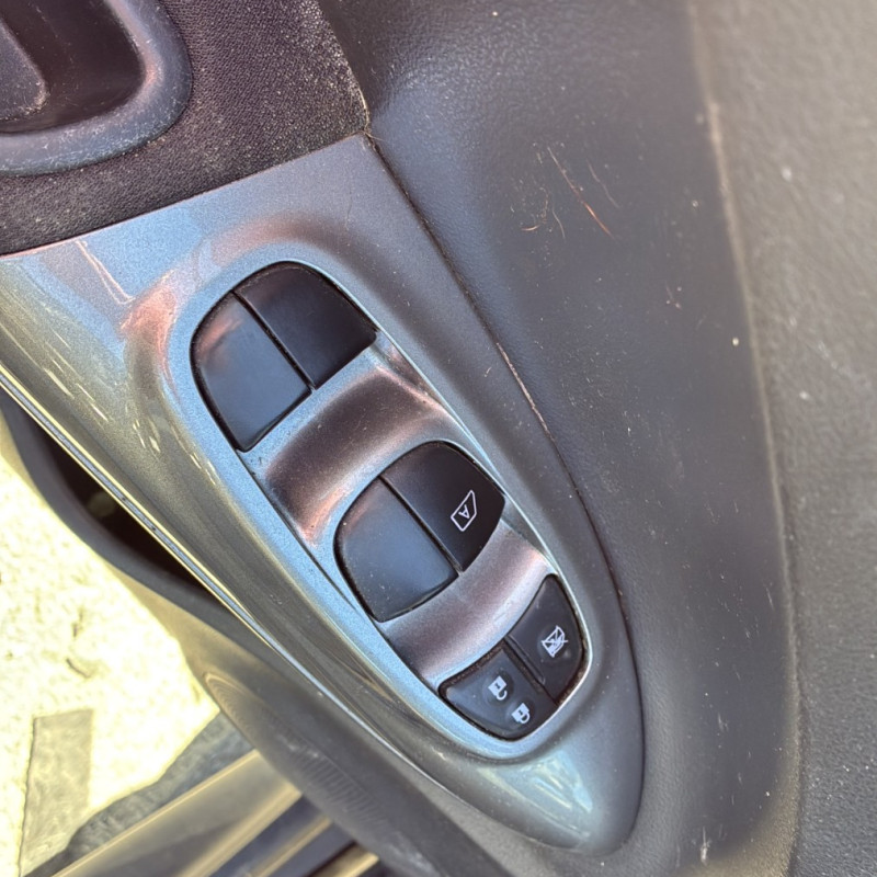 NISSAN JUKE 1 PHASE 2 1.6i - 16V Photo n°10