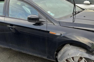 Feu arriere secondaire droit (feux) FORD MONDEO 3