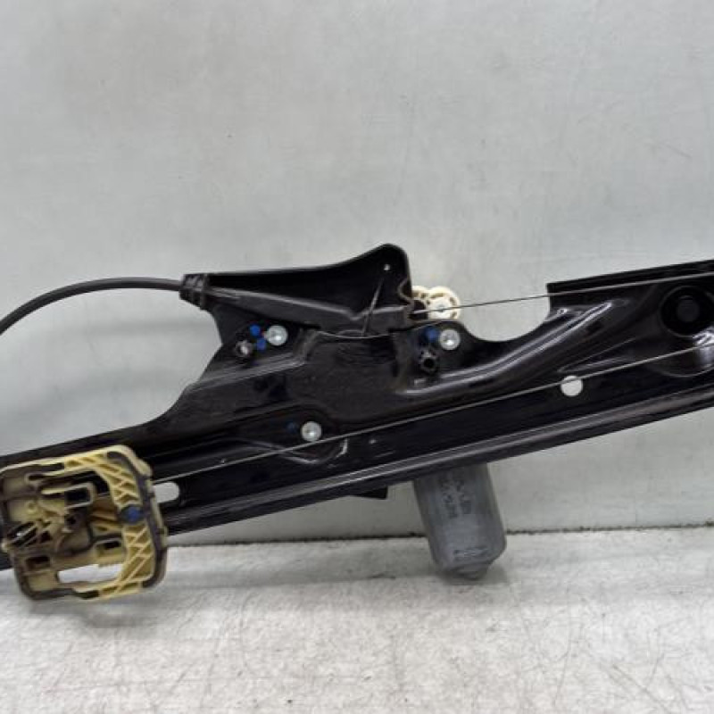Leve vitre electrique arriere droit BMW X3 F25 Photo n°4