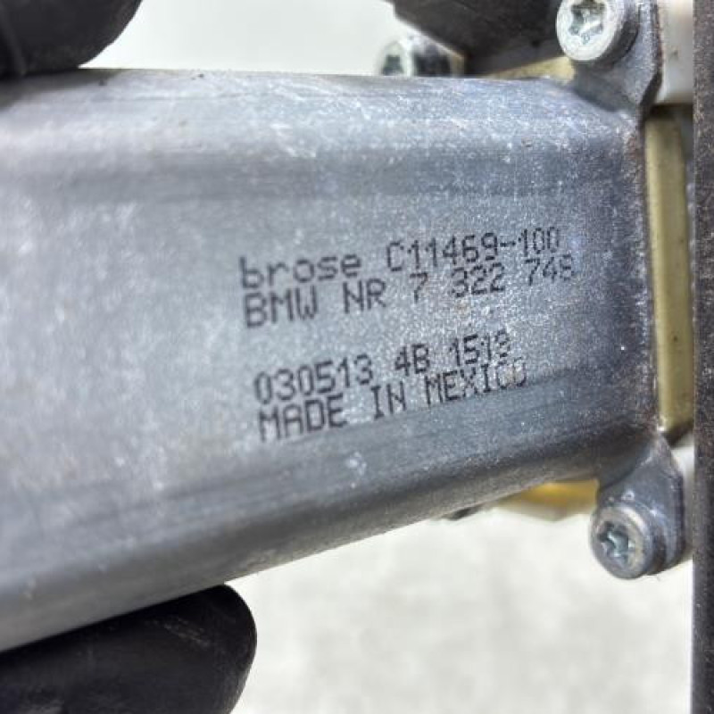 Leve vitre electrique arriere droit BMW X3 F25 Photo n°8