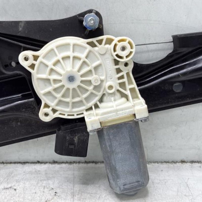 Leve vitre electrique arriere gauche BMW X3 F25 Photo n°2