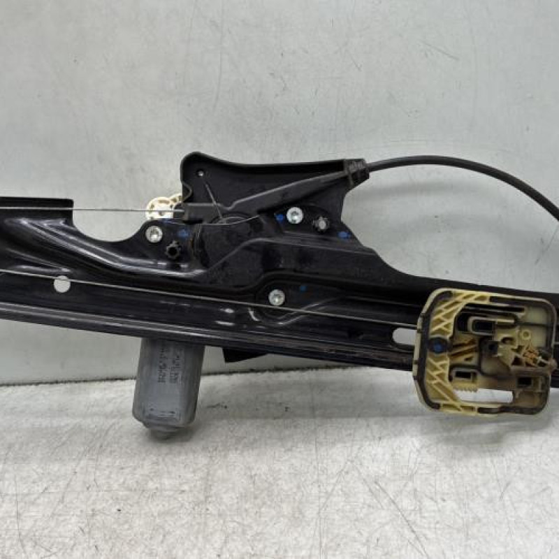 Leve vitre electrique arriere gauche BMW X3 F25 Photo n°4