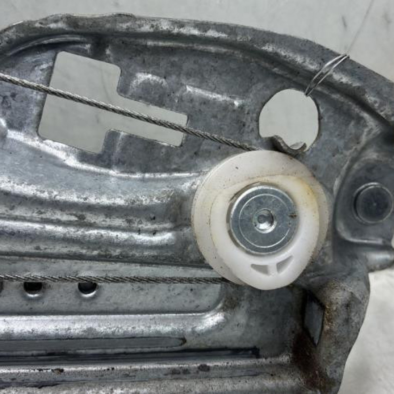 Leve vitre electrique arriere droit RENAULT MEGANE 4 Photo n°7